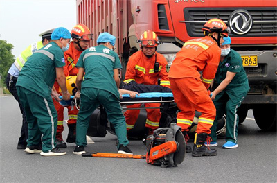 瑞金沛县道路救援